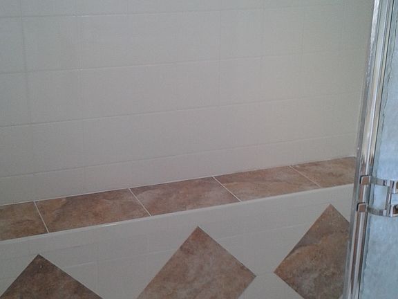 4th image of 1168B Thornbury Ln