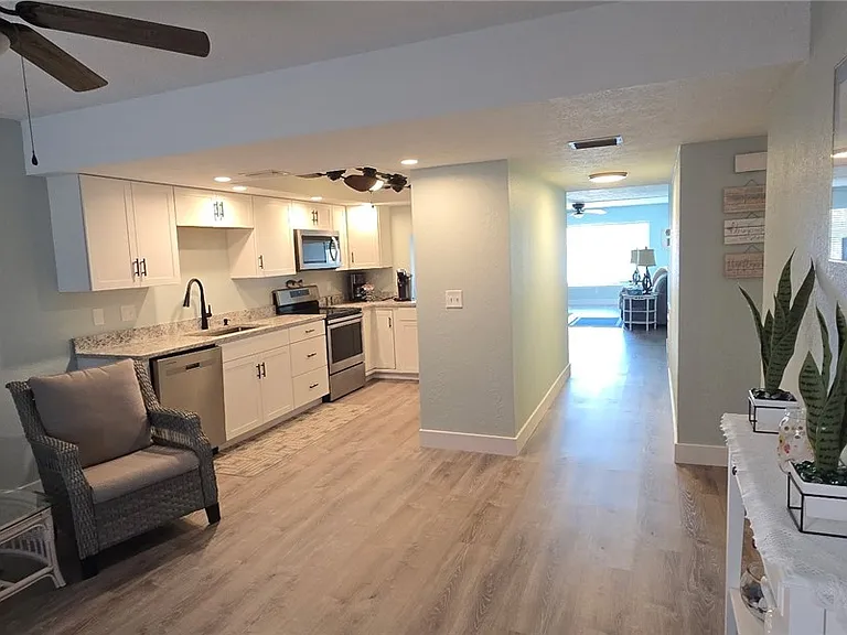 434 Tudor Dr #1H — Photo 12