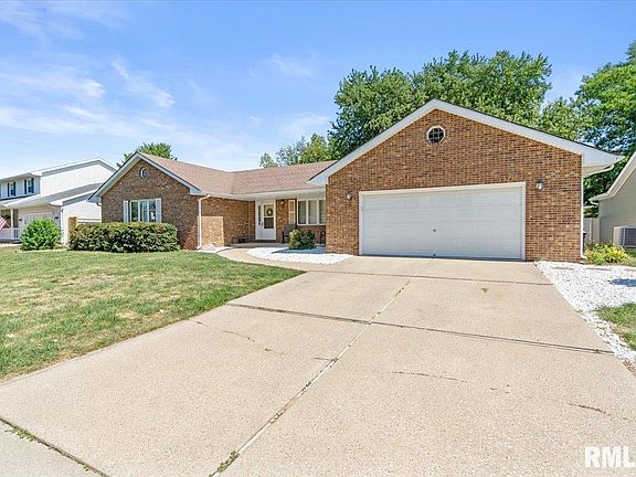 3rd image of 1808 Hunter Ridge Dr