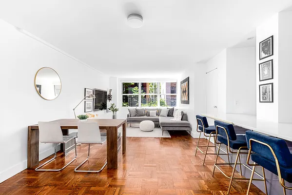 Sold by Compass | media 1