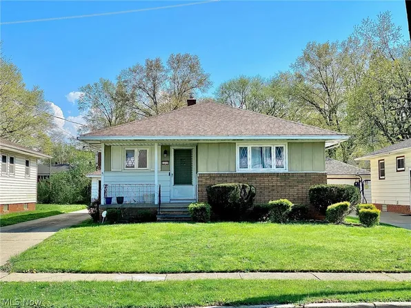 24350 Stephen Ave, Euclid, OH 44123