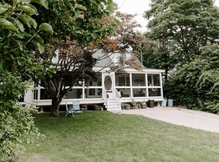 7 1st St, York, ME 03909