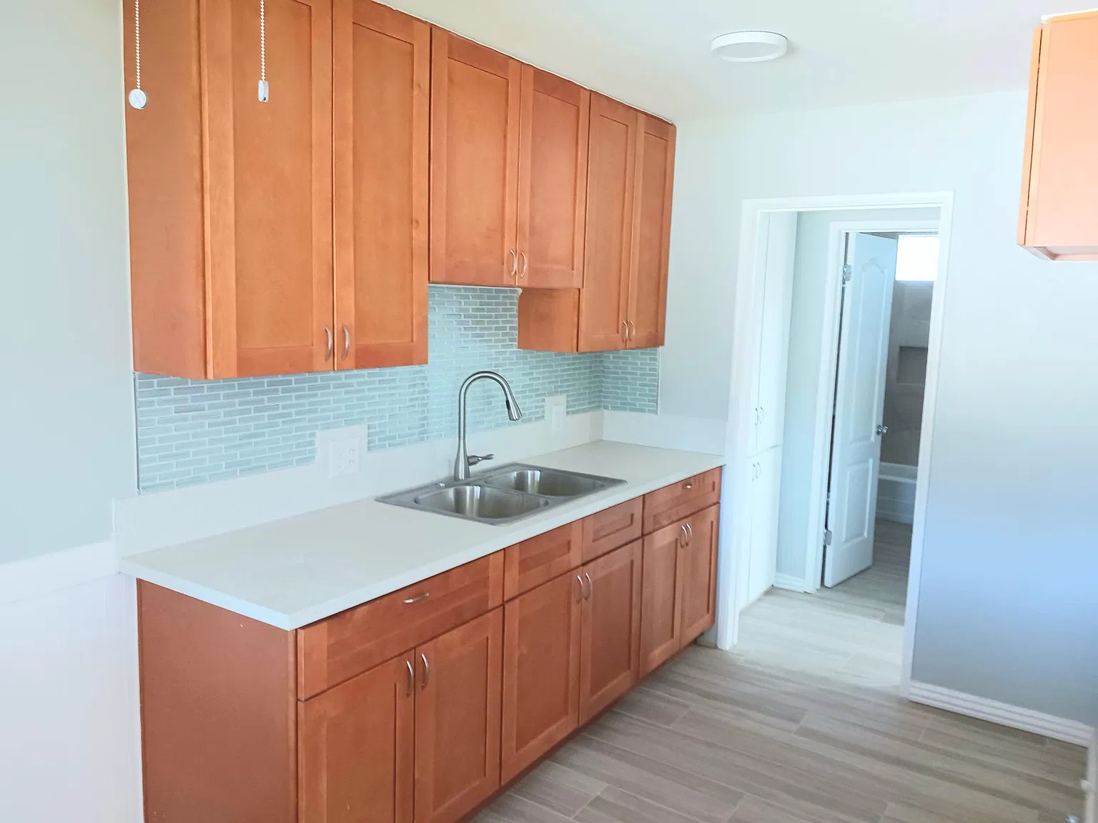 846 Magnolia Ave — Photo 2