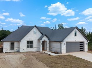 17049 Island Lake Dr, Tyler, TX 75708