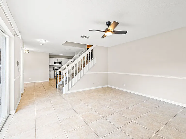 1542 N Lawnwood Cir #37D — Photo 7