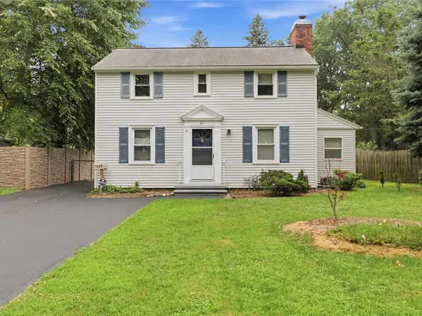 21 Fairlea Dr, Rochester, NY 14622