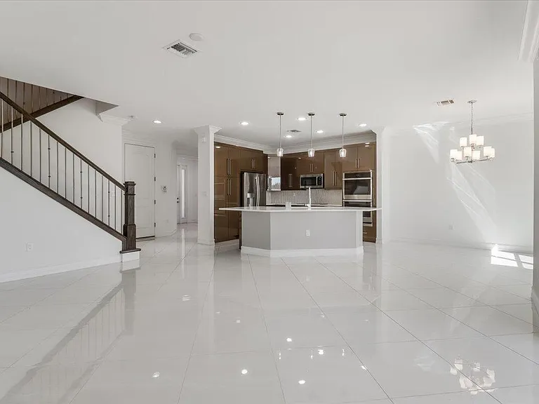 10098 Akenside Dr — Photo 12