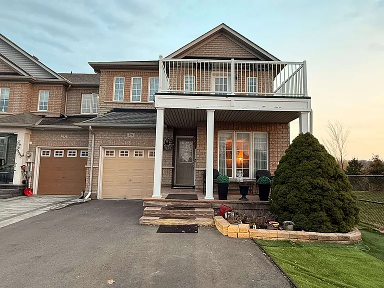 294 Wildberry Cres #BASEMENT — Photo 2