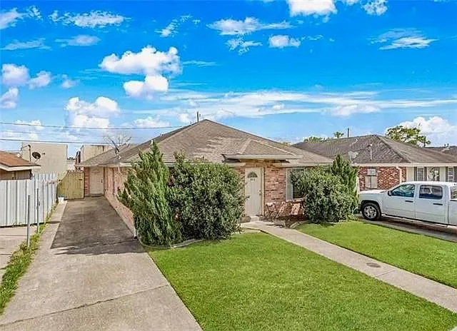 3813 Jupiter Dr — Photo 2