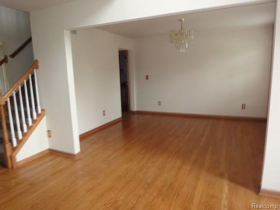5th image of 23346 Leighwood Dr