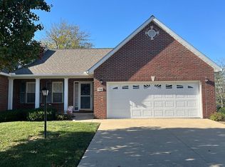 5230 Willis Ave, Godfrey, IL 62035