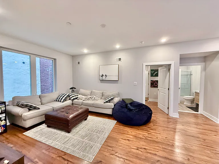 330 Cambridge St #O2B — Photo 10
