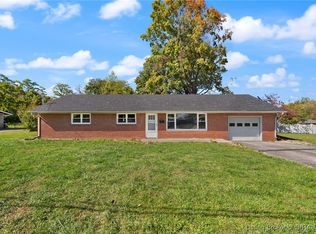 1141 Lindsey St, Charlestown, IN