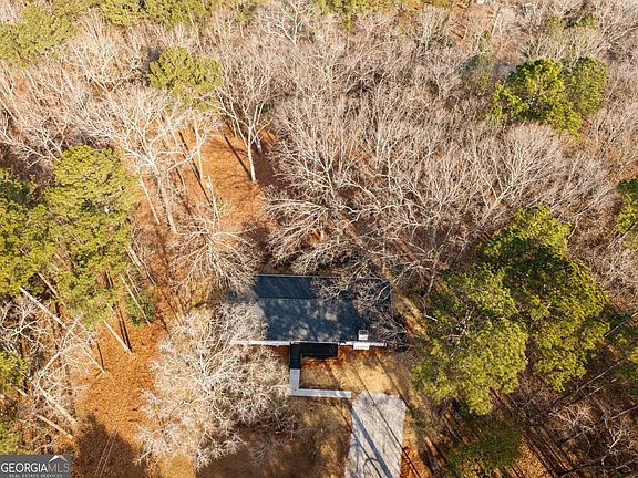 2nd image of 139 Pineview Rd