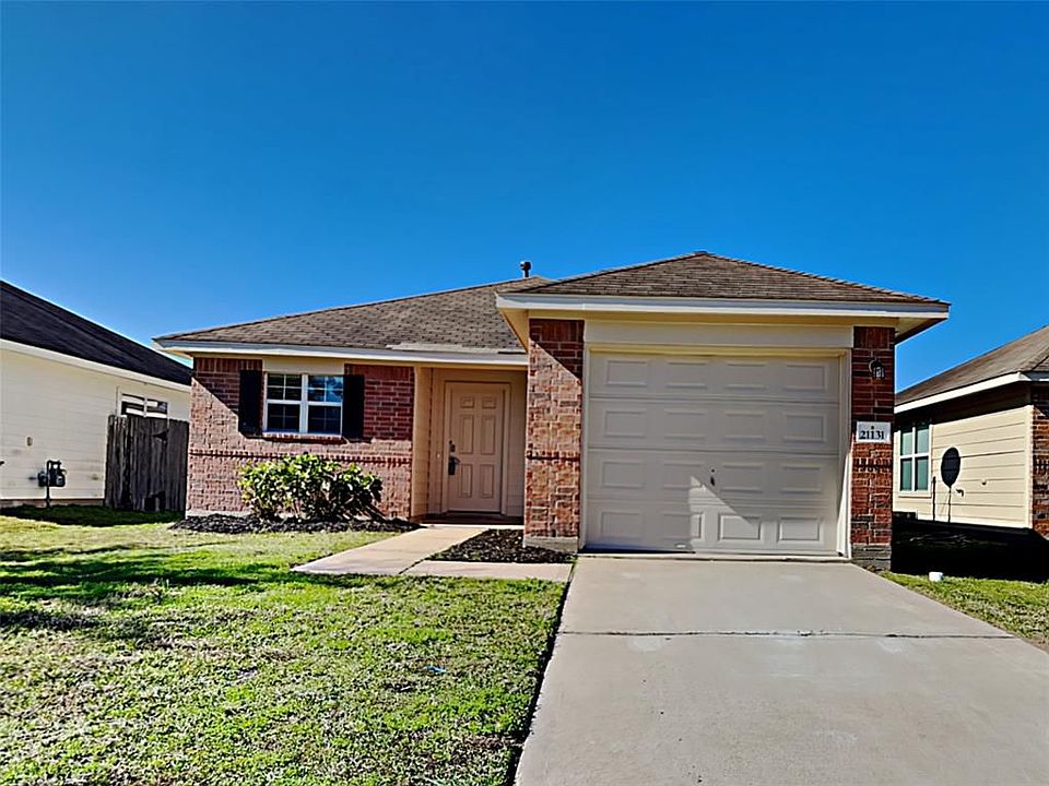 1st image of 21131 Grandin Wood Ct