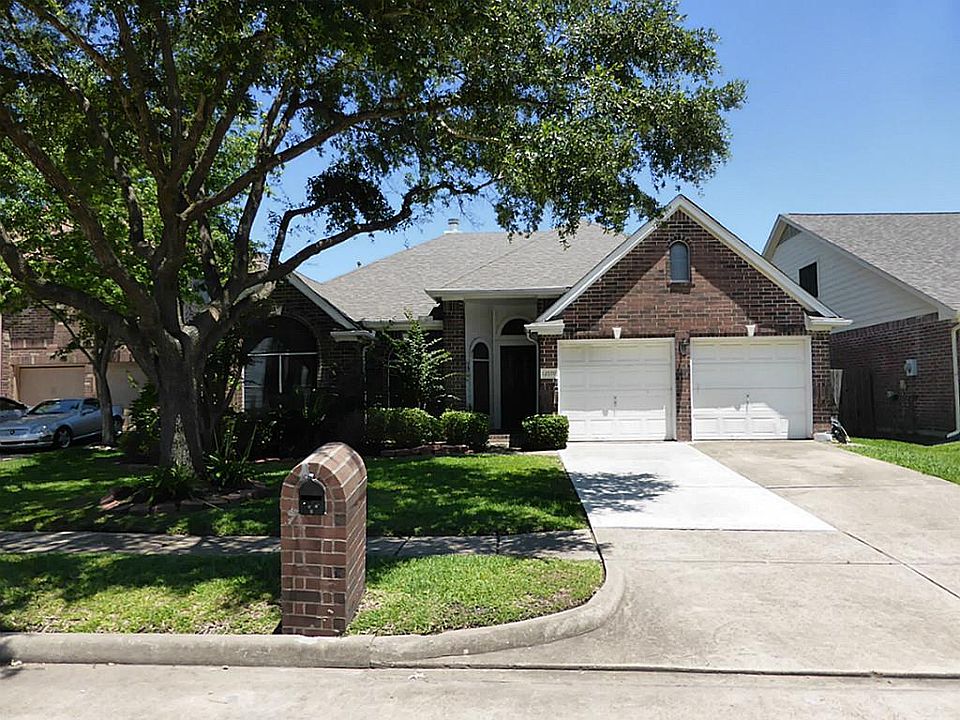1st image of 12530 Meadowglen Dr