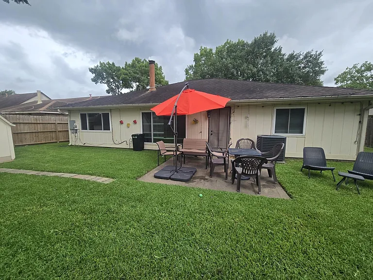 3134 Sedgeborough Dr — Photo 22