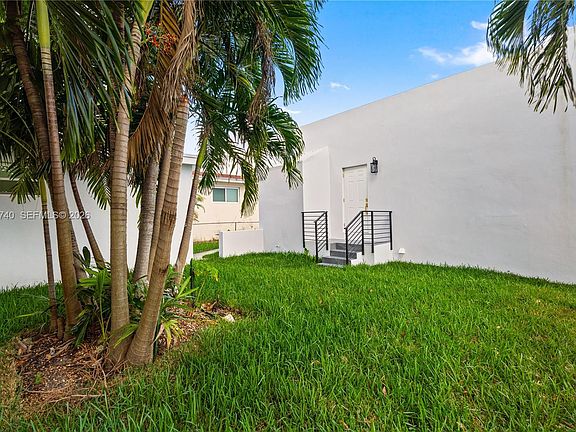 4th image of 1274 NW 55th Ter