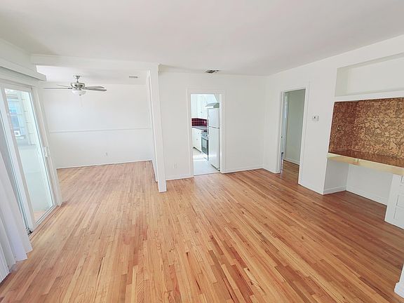 4th image of 21918 Celes St