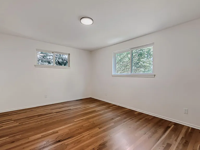 1290 Judson Dr — Photo 20
