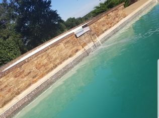 21610 Westview Rd, Carlyle, IL 62231