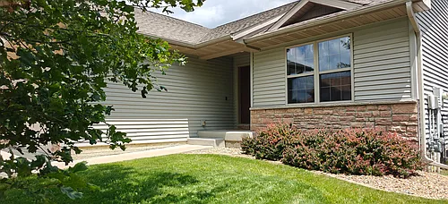 242 S Stewart St Photo 1