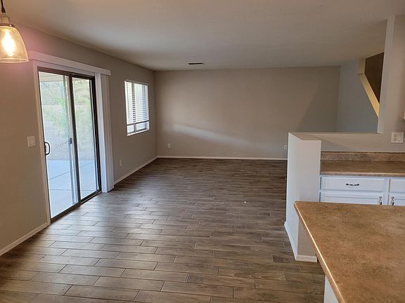 4th image of 23617 W Bowker St