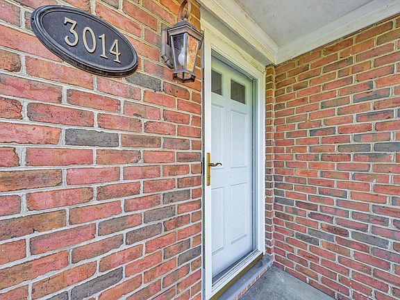 5th image of 3014 Bancroft Dr SW