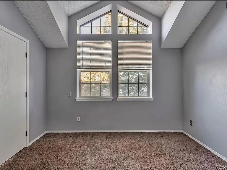 942 S Walden St #202 — Photo 7