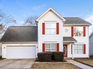 12539 Autumn Blaze Dr, Charlotte, NC 28278