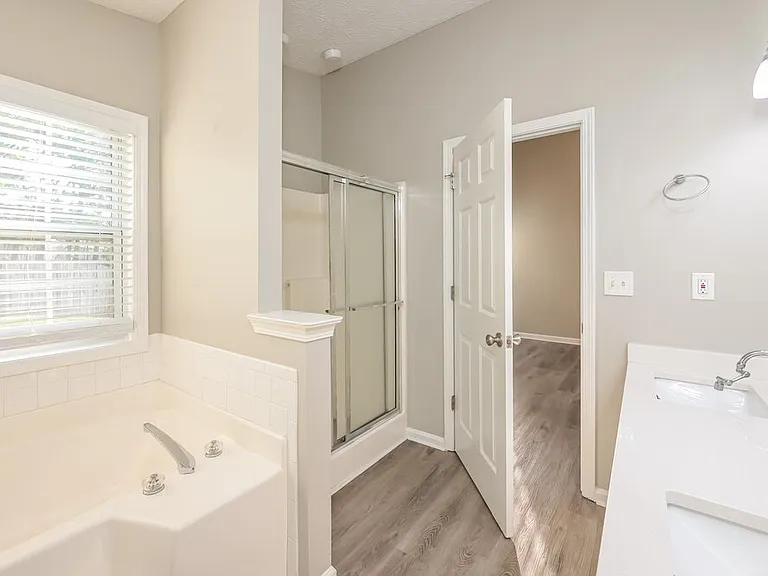 300 Windsor Brook Ln SE — Photo 12