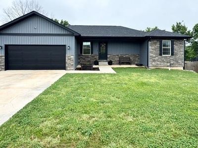 140 La Vista Dr, Waynesville, MO, 65583