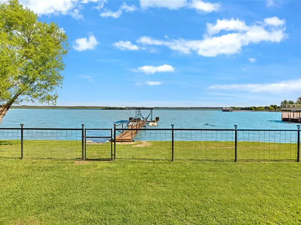 937 Longs Camp Rd, Graford, TX 76449