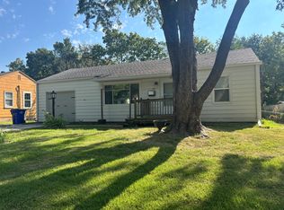 216 S Central St, Olathe, KS 66061