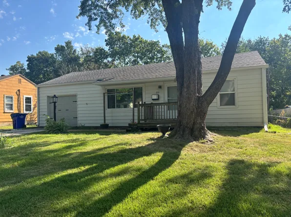 216 S Central St, Olathe, KS 66061