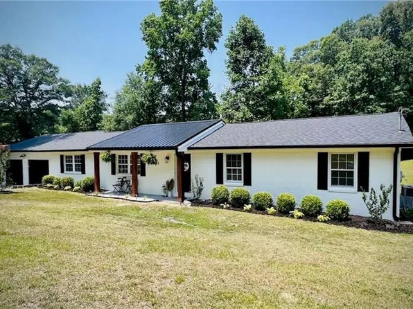 7151 Curtis Dr, Macon, GA 31216