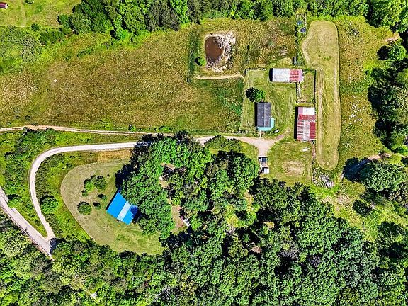 4th image of 1788 Lenhart Rd