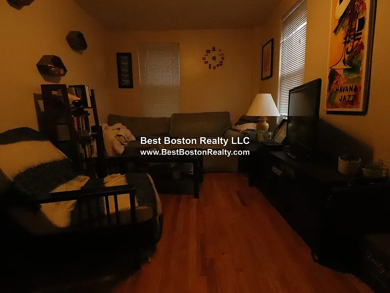 429 Franklin St #1R — Photo 7