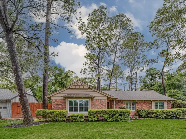 1615 Imperial Crown Dr, Houston, TX 77043