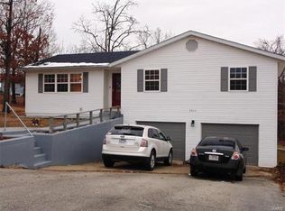 24110 Tango Dr, Saint Robert, MO 65584