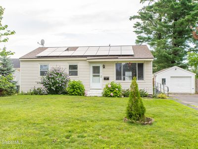 17 Sherwood Drive, Latham, NY, 12110