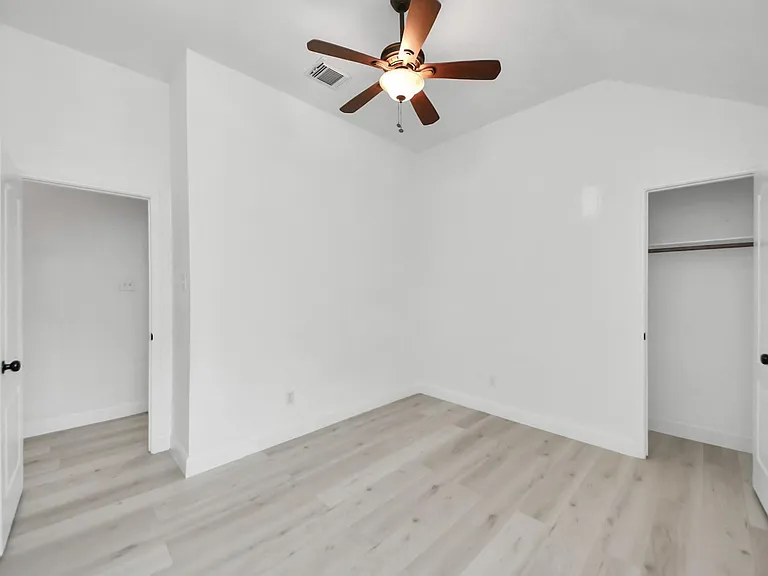 10850 White Oak Point Ct — Photo 25