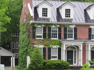 28 The Grn, Woodstock, VT 05091