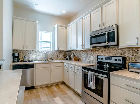 4217 Saint Charles Ave APT H, New Orleans, LA 70115