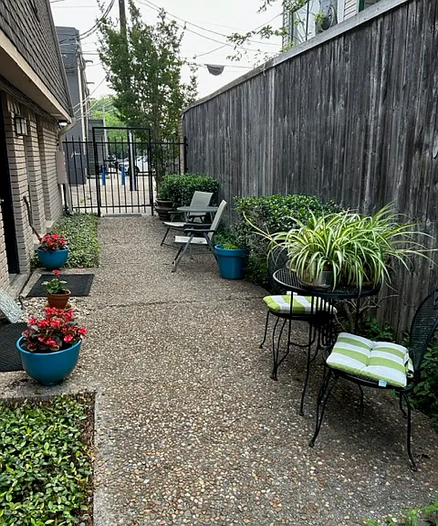 3811 Holland Ave #1 — Photo 1