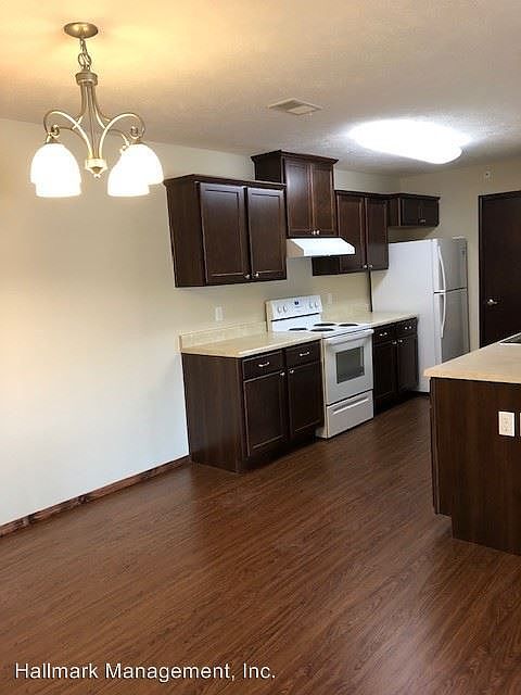 2nd image of 1444 E Cleveland Ave APT 204A