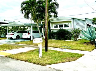 3955 White Pine Dr, Boynton Beach, FL 33436