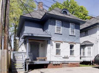 518 Walnut Ct APT 3, Kalamazoo, MI 49007