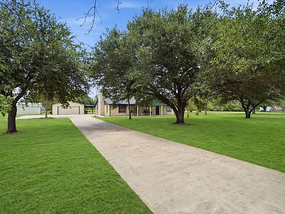 2nd image of 2243 Green Meadows Dr