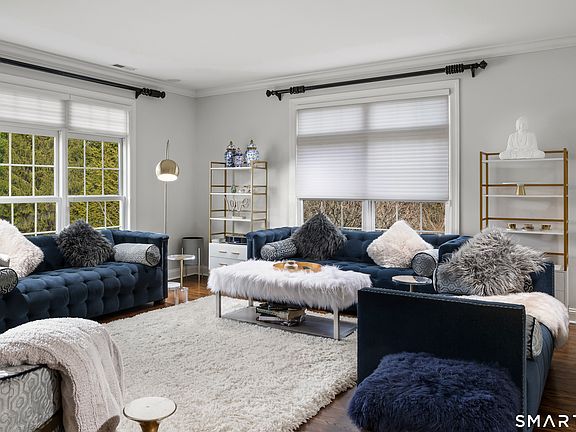 3rd image of 71 Aberdeen Way #71